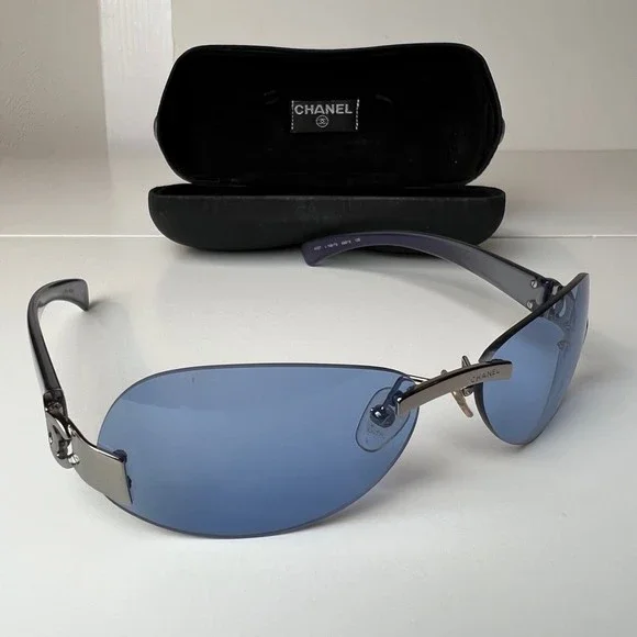 CHANEL | Accessories | Chanel Blue Tinted Sunglasses Cc Logo  display picture 2